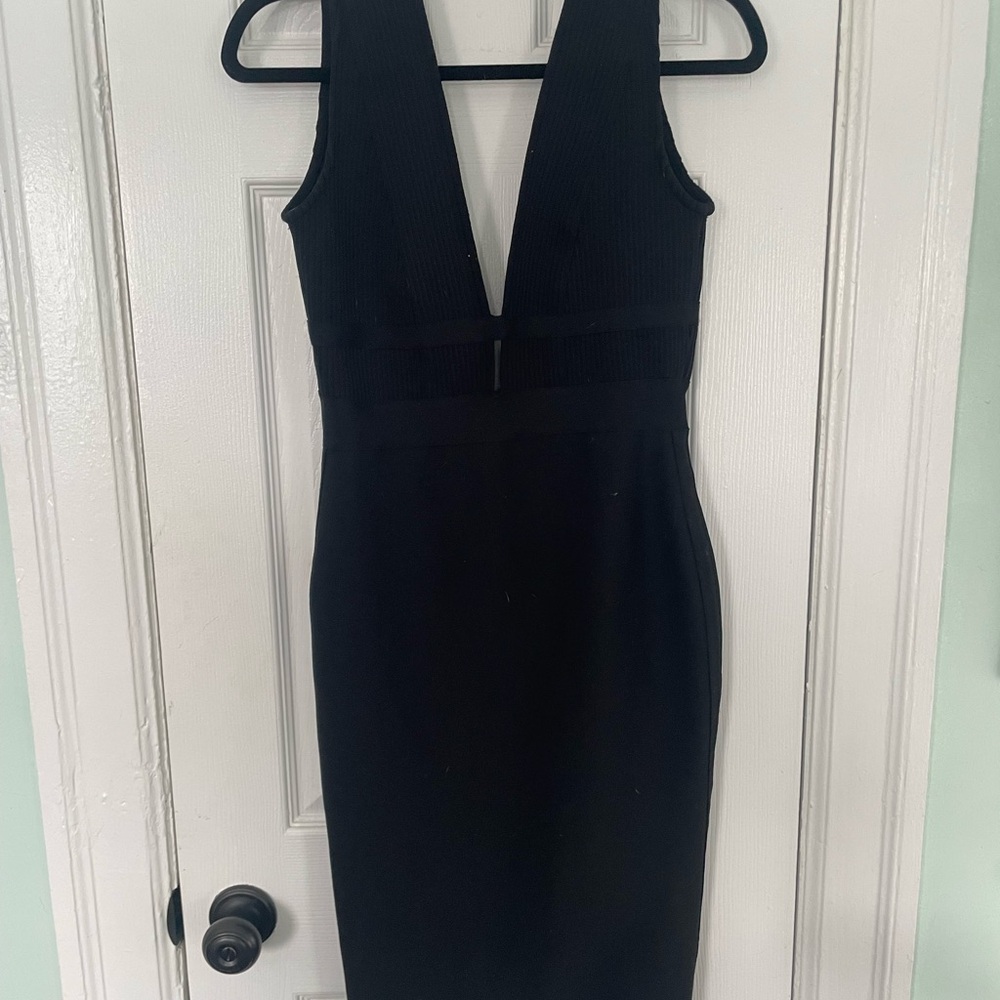 Elegant Black Sleeveless Dress